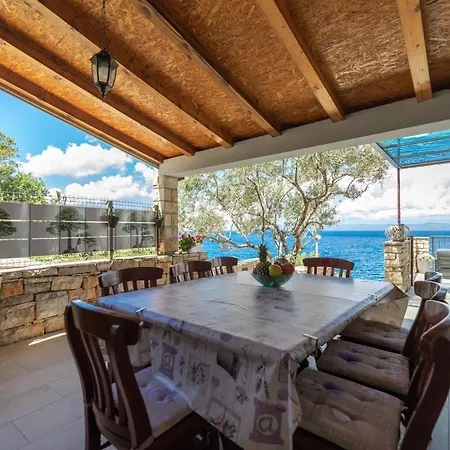 Dona Maria-five Bedroom Holiday With Pool Tatil Evi Prigradica