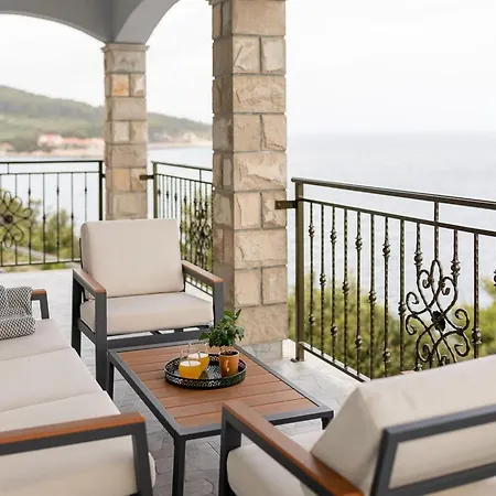 Dona Maria-five Bedroom Holiday With Pool Tatil Evi *