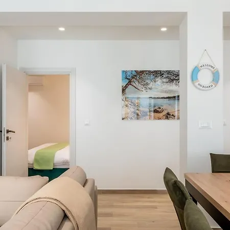 Tatil Evi Dona Maria-five Bedroom Holiday With Pool *