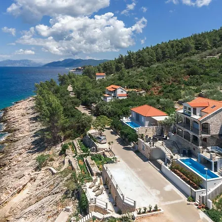 Dona Maria-five Bedroom Holiday With Pool Tatil Evi